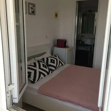 Spile Lukas Guest house Himare