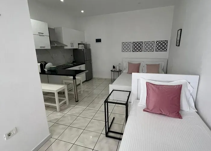 Spile Lukas Gasthuis Himare