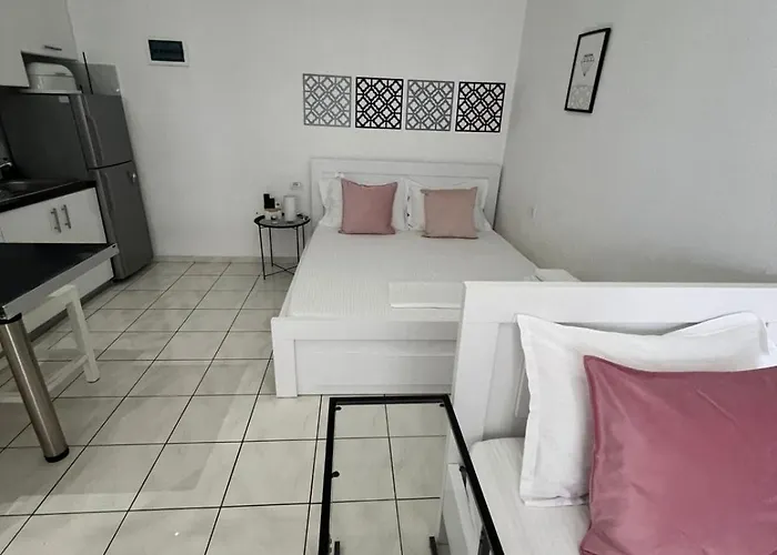 Spile Lukas 3* Himare