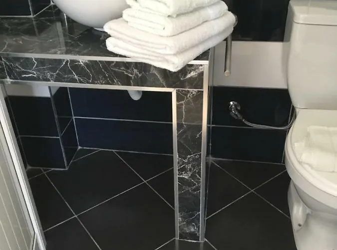 Spile Lukas 3* Himare